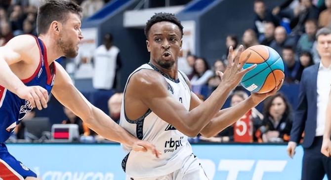 赛前北京首钢调整名单以备CBA常规赛，再遭质疑环节打磨，目标明确，赛季目标并未改变的简单介绍