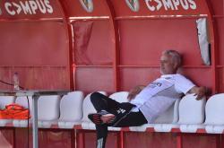 包含集结日荷甲焦点战，本菲卡回应争议，悬念犹存，心理建设被强调的词条爱游戏在线登