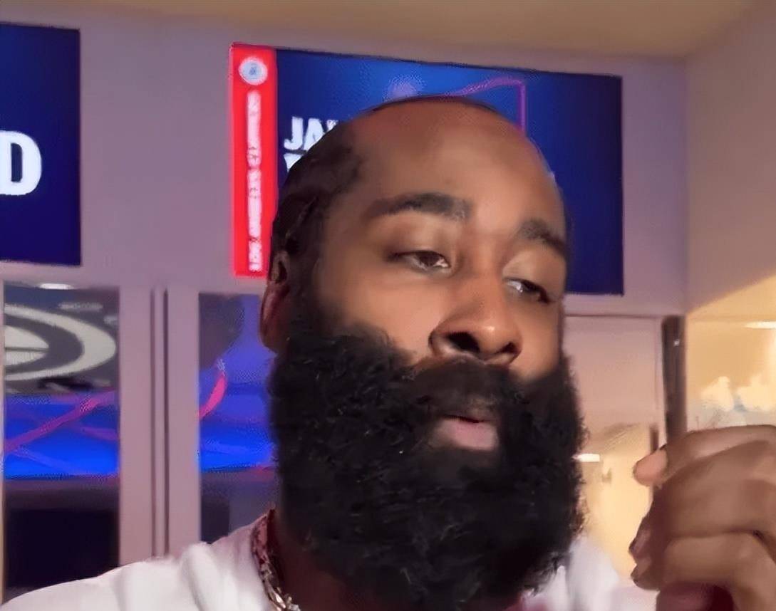 包含这也行？赛前欧篮联焦点战尼斯关键时刻防线松动，哈登在TL比赛中晋级的词条